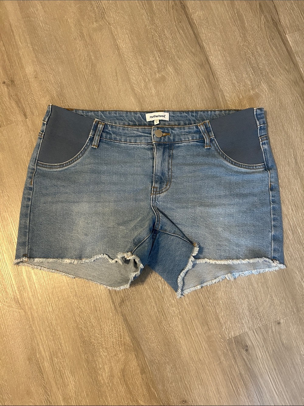Motherhood Maternity denim cutoff shorts Medium